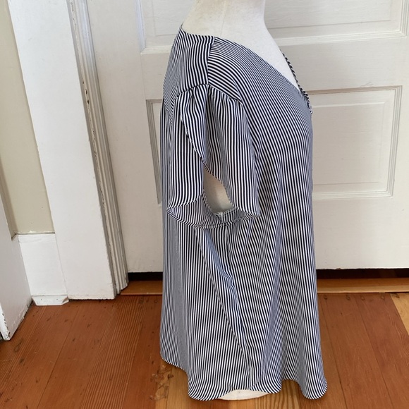 Striped V-Neck Women's Top - Picture 3 of 6